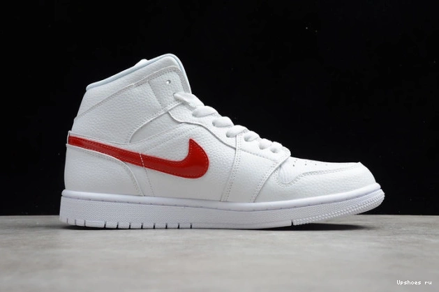 White Jordan BQ6472-106 Red University Mid (W) 1 0109